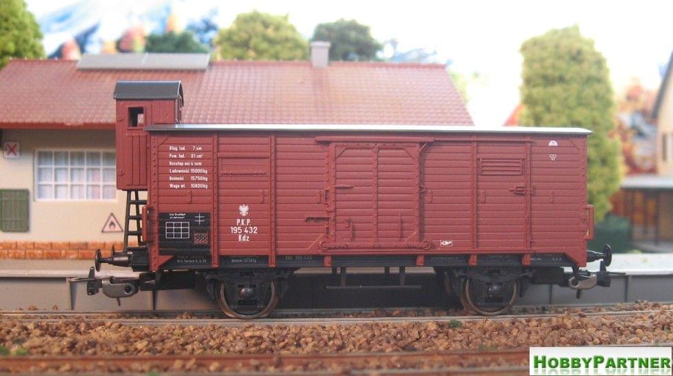 WAGON KDZ PKP 03.jpg