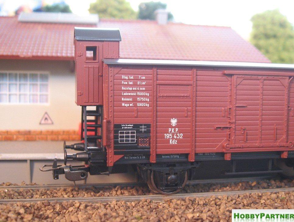 WAGON KDZ PKP 04.jpg