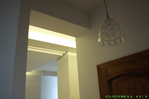 korytarz i aneks sufit oświetlenie LED