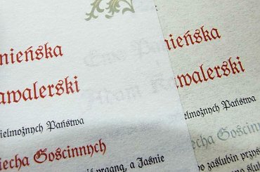 Notre Dame na pergaminie #NotreDame #ZaproszeniaŚlubneŚredniowieczne